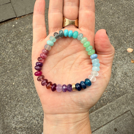 Stone Cache Chunky Gemstone Bracelet "Aurora"