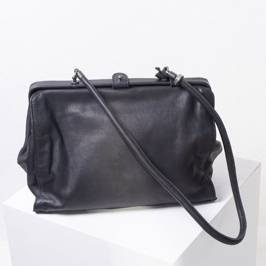 Christian Peau Medium Doctor Shoulder Bag (black)