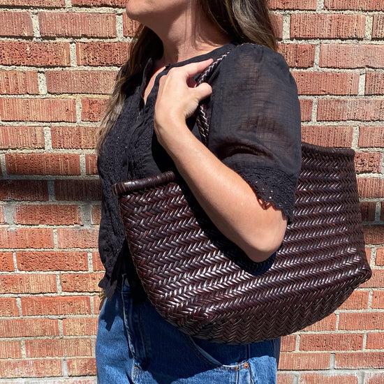 Dragon Diffusion Big Nantucket Tote (dark chocolate)