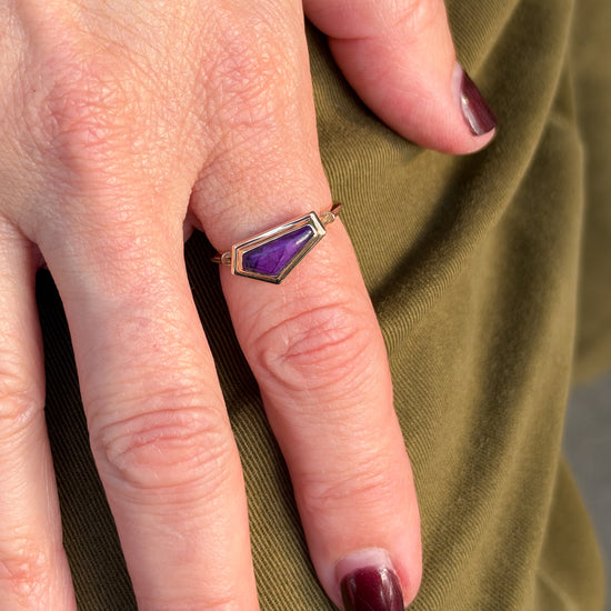Myacale Sugilite 10k Gold Ring