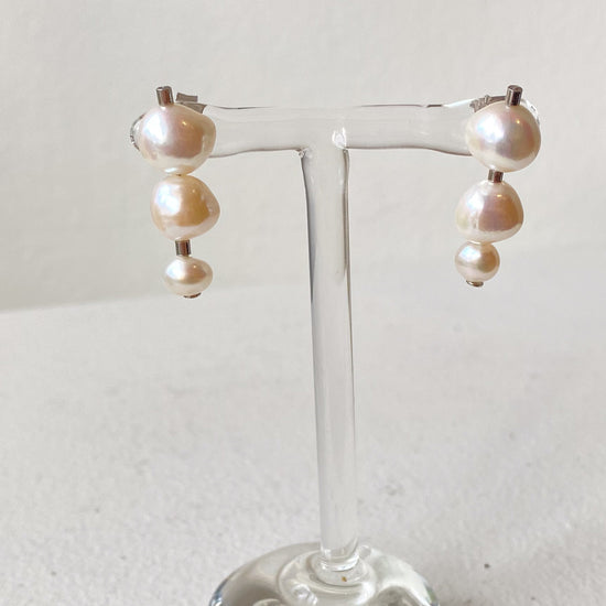 Myoju Eiju Pearl Earrings
