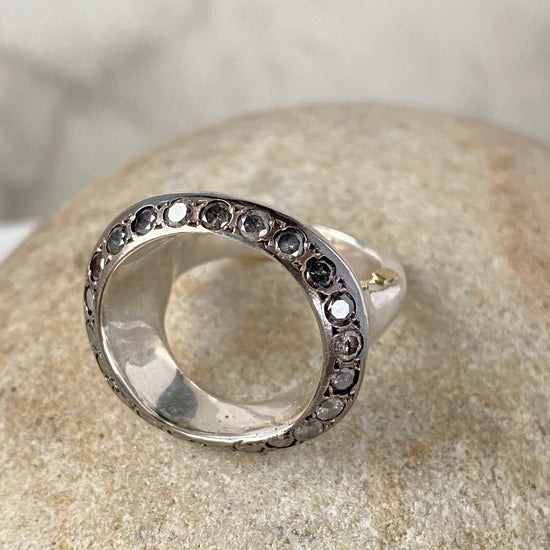 Rosa Maria Verone Silver Ring w/Icy Grey Diamonds