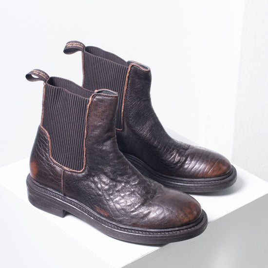Moma Pull-ON Boot (Brown)
