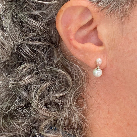 Myoju Shibui Pearl Stud Earrings