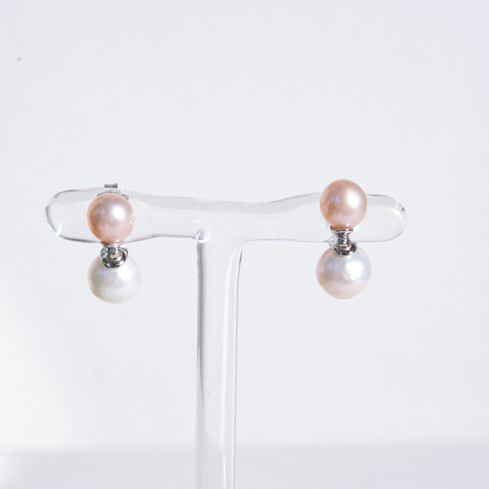 Myoju Shibui Pearl Stud Earrings
