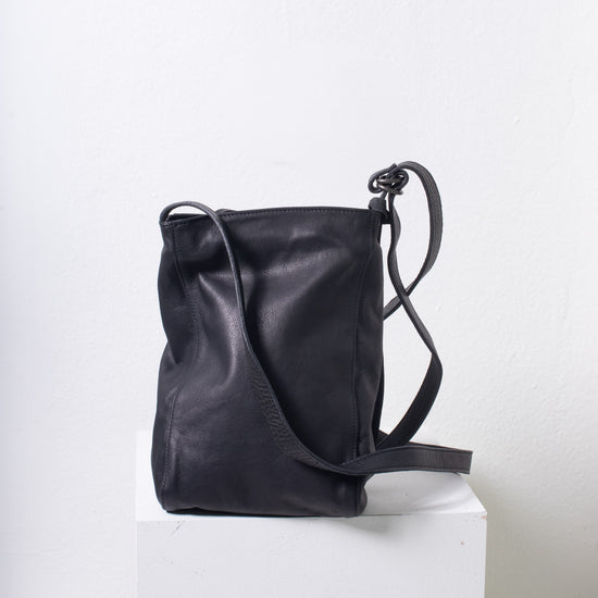 Christian Peau Medium Crossbody Bag (black)