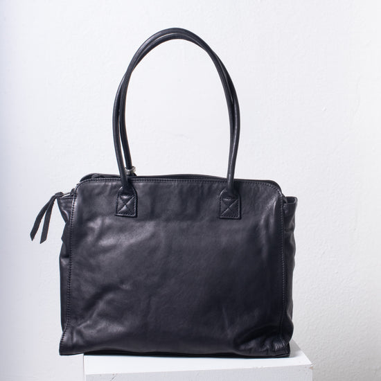Christian Peau Medium Shoulder Bag (black)
