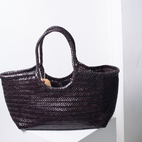 Dragon Diffusion Big Nantucket Tote (dark chocolate)