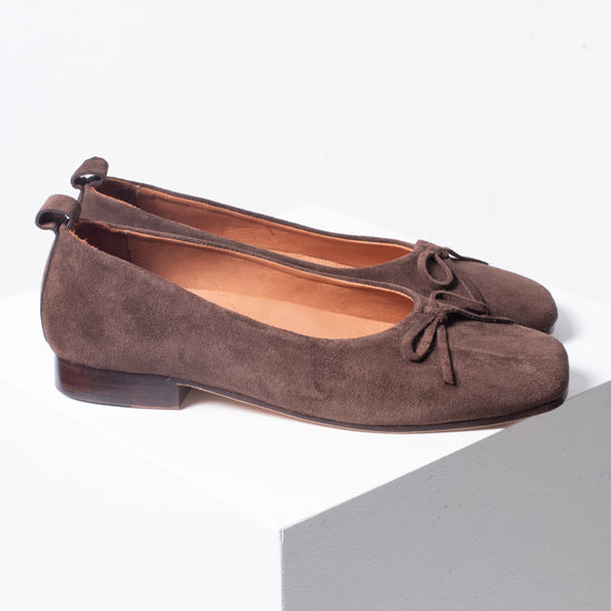 Either/Or "The Demi Ballet" (chocolate suede)