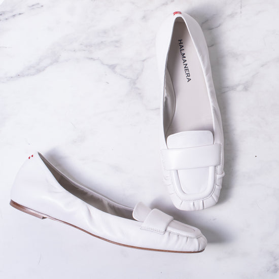 Halmanera "Pepi" Flat (Tofu) on sale!