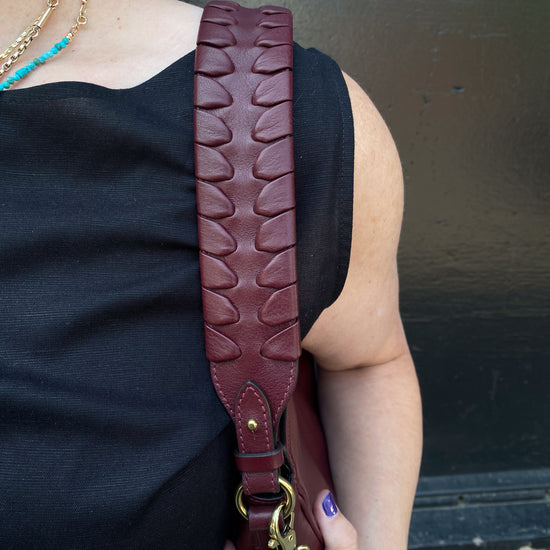 Il Bisonte "Trama" Braided Shoulder Bag (Bordeaux)