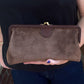 Il Bisonte Classic Clutch (chocolate suede)