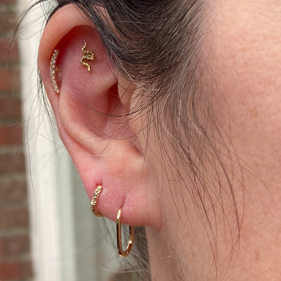 Métier 9k Gold Oval Original Clicker Hoop