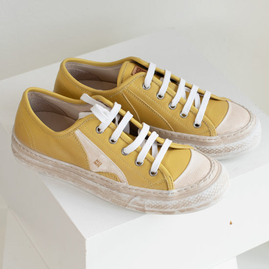 Moma Spring Leather Sneaker (mustard)