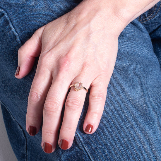 Myacale Solid 10K Gold Linen Sapphire Ring