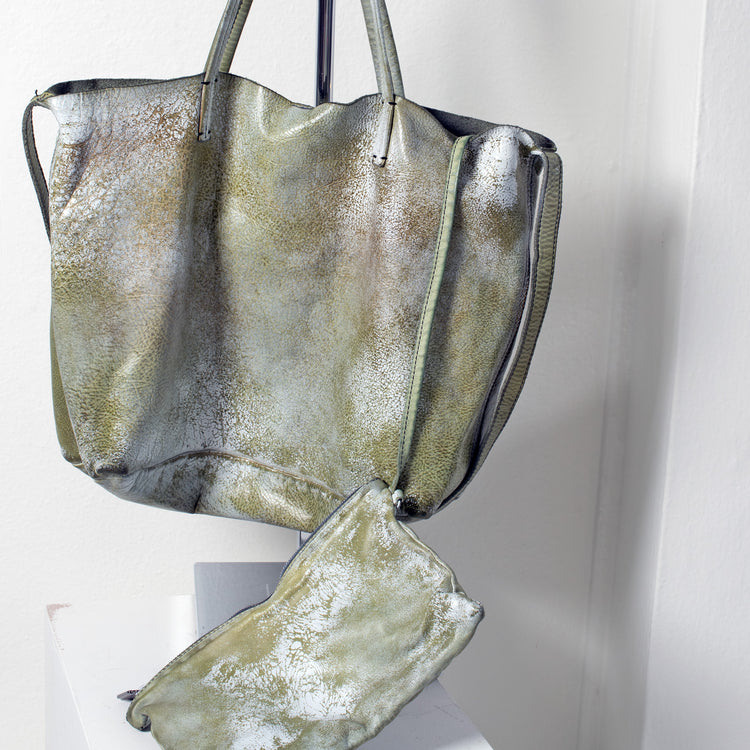Numero 10 Italian handbag. Medium large leather tote in shades of pistachio green with white details