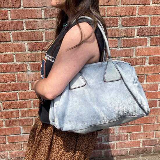 Numero 10 Times Square Shoulder Bag (icy white/grey crackle)