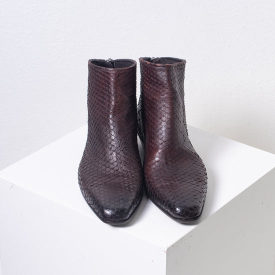 Pantanetti Mod Ankle boot (raisin embossed leather)