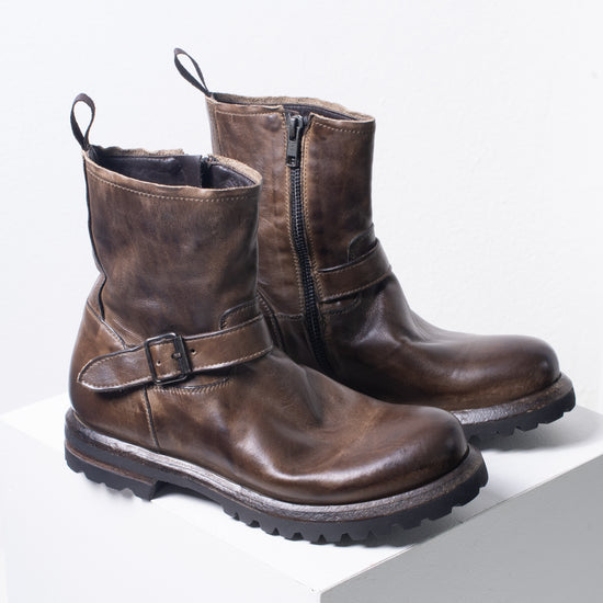 Shoto Buckle Boot (dark olive)