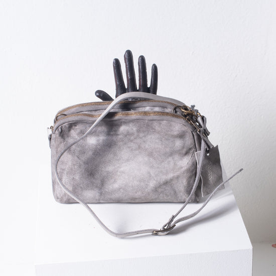 Shoto Dina Petite Cross Body Bag (grey stone)