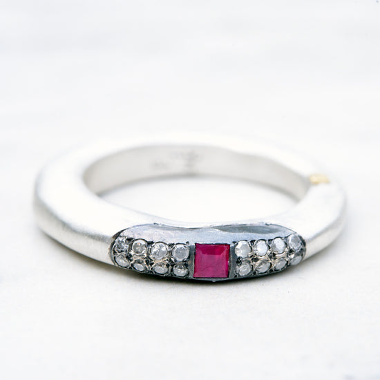 Rosa Maria "Sapho" Sterling Silver Ring w/Icy Grey Diamonds & Ruby